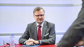 Petr Fiala (ODS) byl hostem pořadu Epicentrum na Blesk.cz. (11.7.2019)