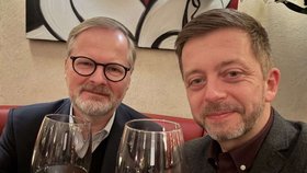 Petr Fiala (ODS) s Vítem Rakušan (STAN) na vínu (leden 2026)