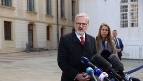 Premiér Petr Fiala (ODS) po schůzce s Petrem Pavlem na Hradě (5.10.2025)