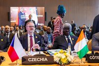 Fiala vyrazil do Afriky a varoval před Rusy: „Musíme mít pořád na paměti, kdo je agresor“