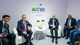 Premiér v demisi Petr Fiala (ODS) na summitu zemí EU a Africké unie v Angole (24.11.2025)