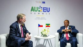 Premiér v demisi Petr Fiala (ODS) na summitu zemí EU a Africké unie v Angole (24.11.2025)