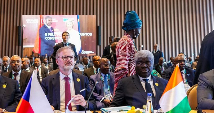 Premiér v demisi Petr Fiala (ODS) na summitu zemí EU a Africké unie v Angole (24.11.2025)