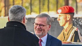 Petra Fialu (ODS) ve Vídni přivítal kancléř Nehammer (4.12.2023).