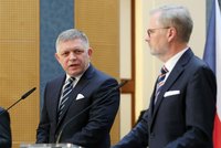 Fico promluvil o vztazích s Českem: Stojí o obnovení vládních jednání i schůzek V4