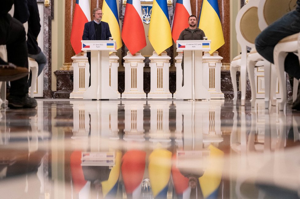 Premiér Petr Fiala (ODS) a ukrajinský prezident Volodymyr Zelenskyj