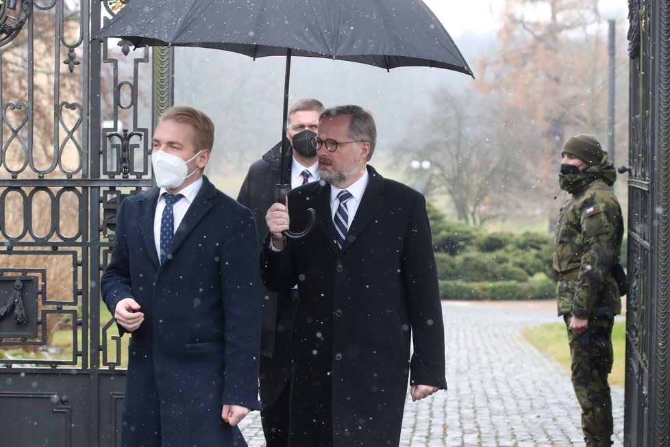 Premiér Petr Fiala (ODS) na první tiskové konferenci po jmenování. (28.11.2021)