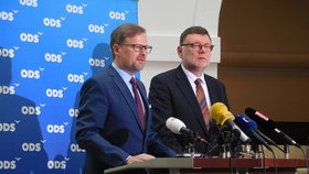 Petr Fiala a Zbyněk Stanjura (oba ODS) kritizovali novelu zákona o elektronických komunikacích.