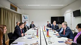 Premiér Petr Fiala (ODS) na jednání evropské rady kvůli situaci na Ukrajině (24.2.2022)