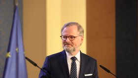 Premiér Petr Fiala (ODS) při komentáři k výsledkům prezidentských voleb (28.1.2022)