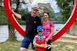 Poslanec STAN Petr Gazdík s manželkou a synem na Slovensku: Vyrazili na řeku Oravu