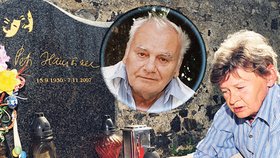Radka Haničincová u hrobu legendárního herce. Na hřbitov v Bratronicích byla jeho urna uložena dva roky po jeho smrti.