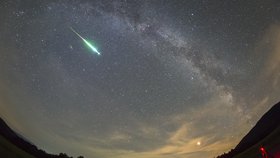 Pozorování meteorického roje Perseid letos doprovodí přednášky i koncerty