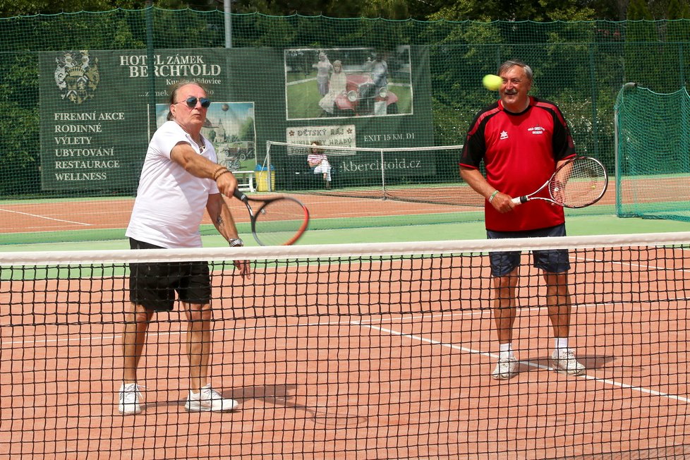 Petr Janda a Antonín Panenka na VIP tenis cupu