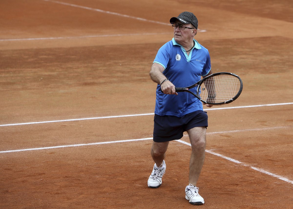 Petr Janda při tenisu.