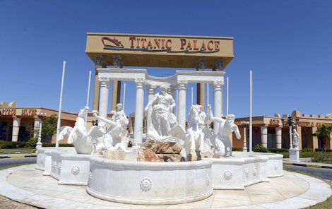 V hotelu Titanic Palace v Hurghadě se zřejmě odehrála dvojnásobná vražda