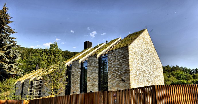 Nejbohatší Čech si dostavěl sídlo na Berounsku