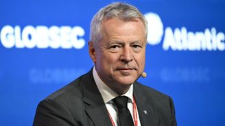 Kolář o Babišově plánu na obranu: Na to že není Čech, je to tak česky vyčůrané, že se to jen tak nevidí Kolář o Babišově plánu na obranu: Na to že není Čech, je to tak česky vyčůrané, že se to jen tak nevidí