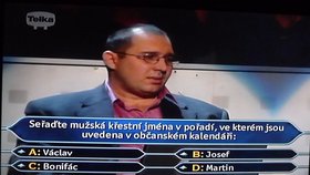 Petr Kott v repríze pořadu „Chcete být milionářem?“ na TV Telka. Zaváhal i při otázce na seřazení mužských jmen v kalendáři.