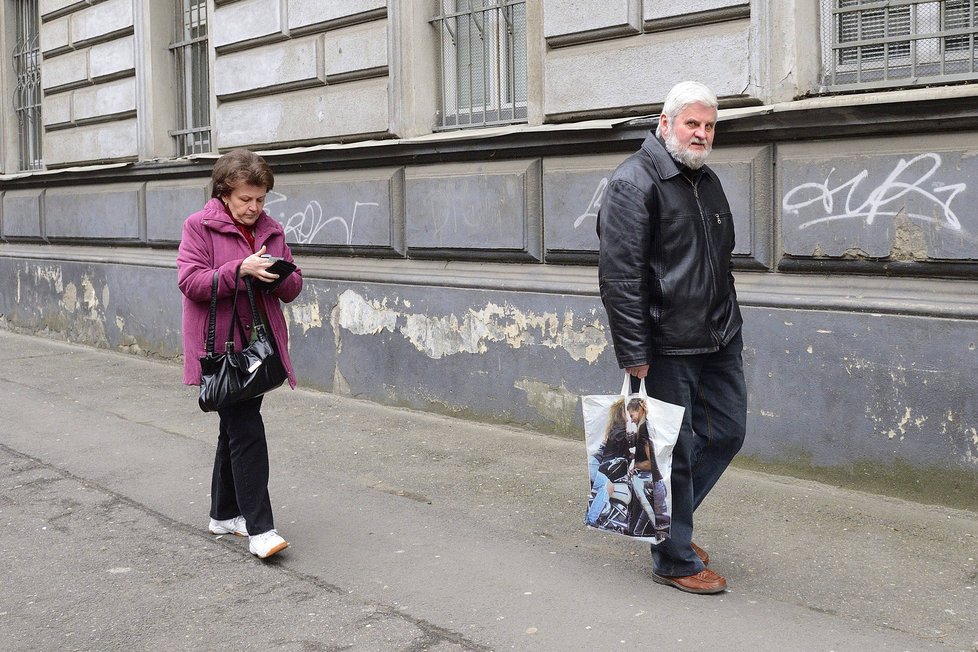 Rodiče přišli jako jediní navštívit Petra do vazby.