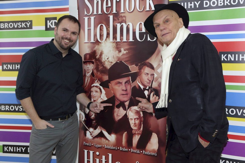 Křest audioknihy Sherlock Holmes: Hitlerův posel smrti spisovatele Petra Macka, jíž namluvilo 6 hereckých es.