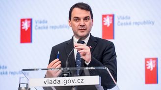 Jak se vláda srovná s prohrou u Ústavního soudu? Turek ho chce zrušit, Macinka halucinuje o puči Jak se vláda srovná s prohrou u Ústavního soudu? Turek ho chce zrušit, Macinka halucinuje o puči