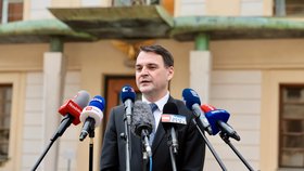 Petr Macinka (Motoristé) po schůzce s prezidentem Pavlem na Hradě (4.12.2025)