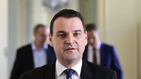 Tisková konference ministra zahraničí Petra Macinky k budoucnosti Českých center (31. července 2026).