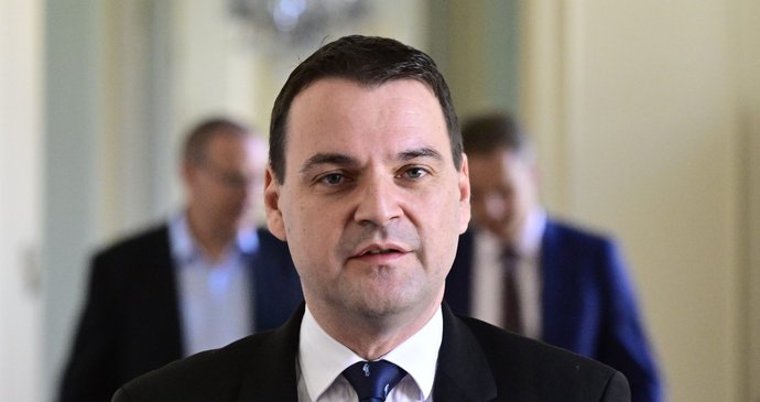 Tisková konference ministra zahraničí Petra Macinky k budoucnosti Českých center (31. července 2026).
