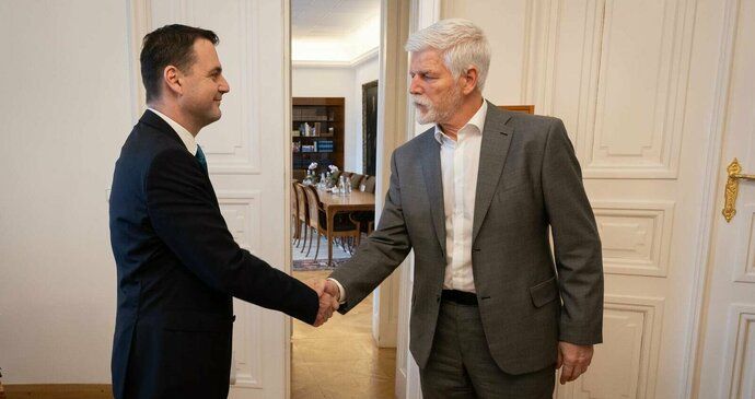 Předseda Motoristů Petr Macinka na jednání s prezidentem Petrem Pavlem (20. 11. 2025)