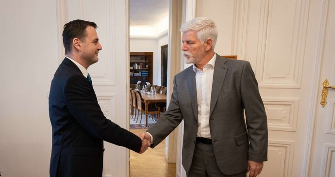 Předseda Motoristů Petr Macinka na jednání s prezidentem Petrem Pavlem (20. 11. 2025)