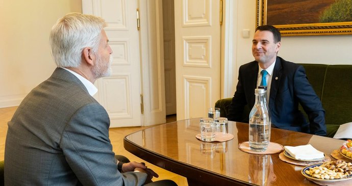 Předseda Motoristů Petr Macinka na jednání s prezidentem Petrem Pavlem (20. 11. 2025)