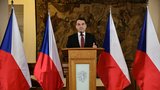 „Pindy a zoufalství.“ Macinka se vydal do Bruselu, Lipavský ho sepsul za Pavla a summit NATO