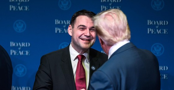 Babiš narazil se snižováním výdajů na obranu. Macinkovo podbízení se Trumpovi stačit nebude Babiš narazil se snižováním výdajů na obranu. Macinkovo podbízení se Trumpovi stačit nebude