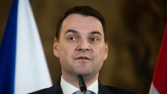 Zastrašit se nenechám. Pavel obdržel zprávy od Macinky, které považuje za pokus o vydírání Zastrašit se nenechám. Pavel obdržel zprávy od Macinky, které považuje za pokus o vydírání