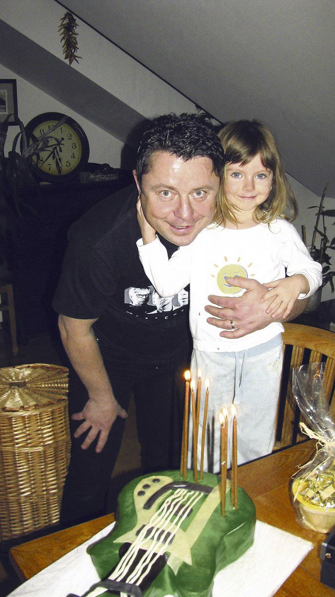 Petr Muk oslavil pětačtyřicátiny, nejmladší dceři Noemi budou v létě čtyři roky