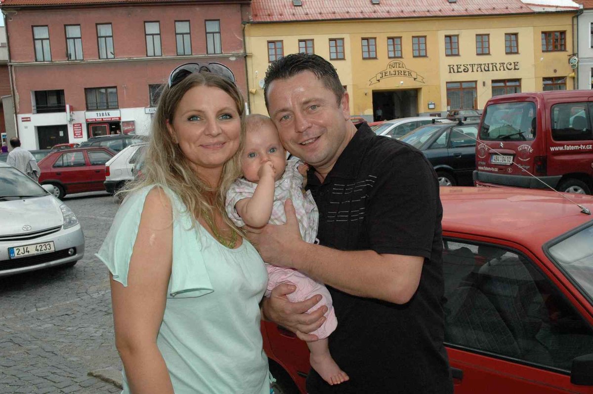 Petr Muk s dcerou Noemi a manželkou Evou