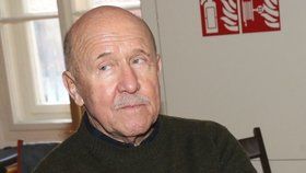 Legendární herec Petr Nárožný (81): Za tři měsíce končím!