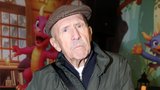 Petr Nárožný (88) odmítl operaci krčku. Mám smůlu, hlesl smutně
