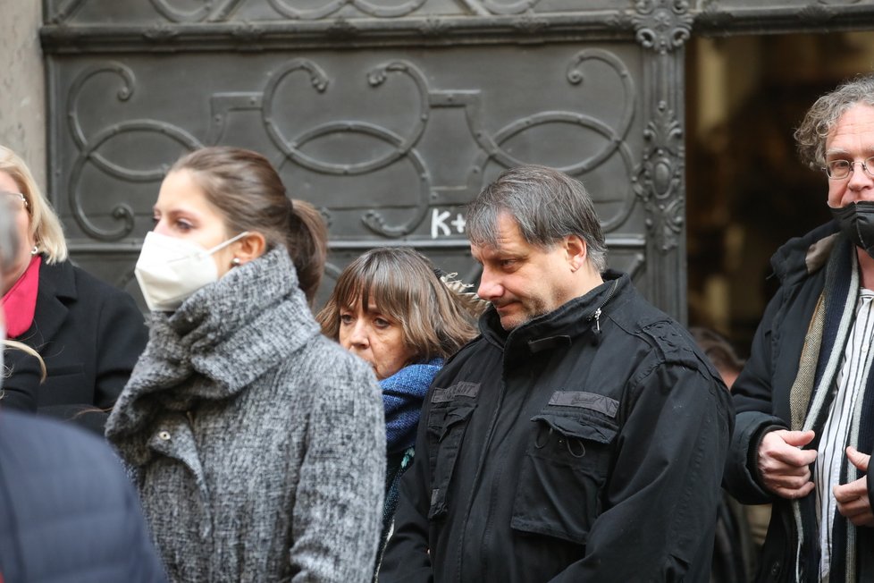 Pohřeb fotografa Petra Našice - Radek Holub a Bára Hrzánová