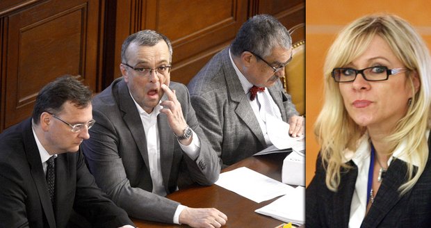Premiér Nečas se loučil s kolegy z vlády a omlouval se za kauzu Nagyová