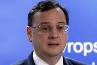 Čtenáři Blesku: Kde je premiér této země, aby vše vysvětlil?