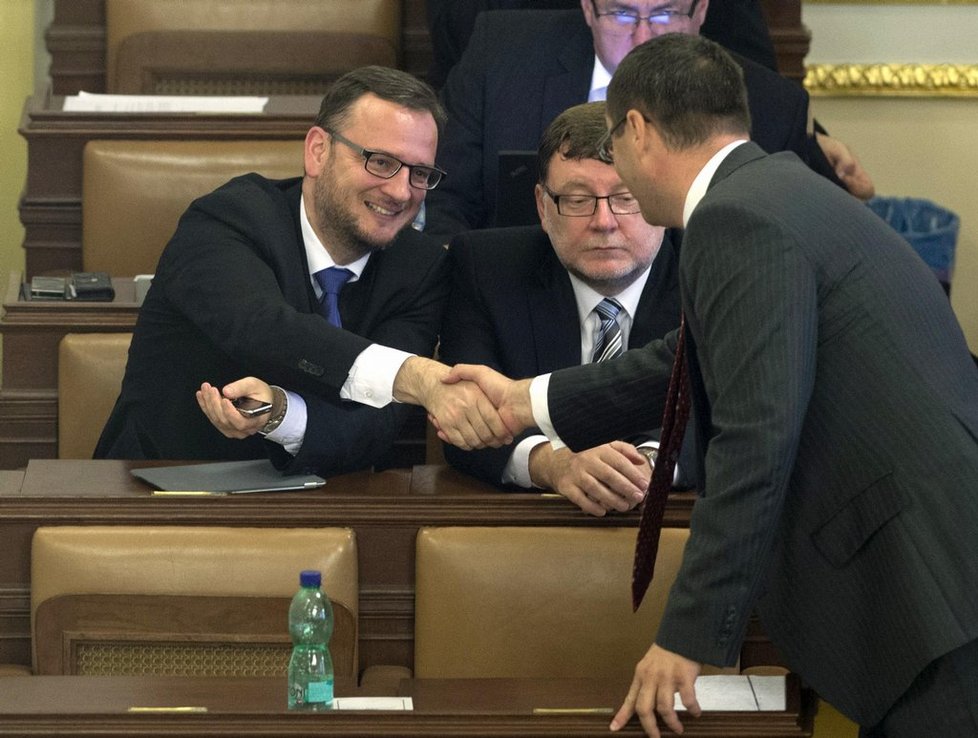 Petr Nečas, Zbyněk Stanjura a Boris Šťastný na schůzi Sněmovny