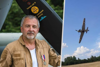 Pilot Petr (†58) zemřel při letecké nehodě: Dojemné loučení v hangáru