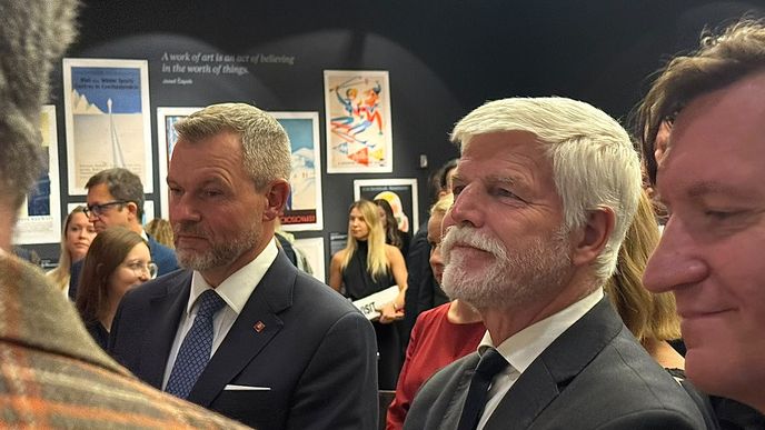 Petr Pavel a Peter Pellegrini v New Yorku zašli na výstavu československých plakátů (21. 9. 2026). Petr Pavel a Peter Pellegrini v New Yorku zašli na výstavu československých plakátů (21. 9. 2026).
