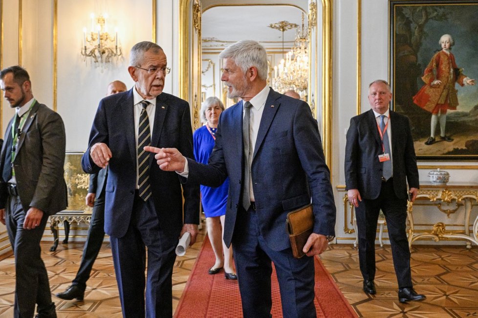 Prezidenta Petra Pavla přijal rakouský prezident Alexander Van der Bellen (1. 6. 2023).
