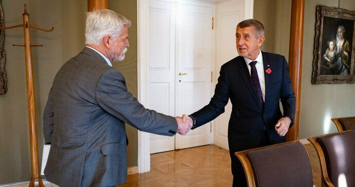Prezident Petr Pavel na Pražském hradě jednal s šéfem hnutí ANO Andrejem Babišem (12. 11. 2025).