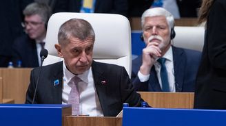 Válka s prezidentem Babišovi prohraje volby. Jeho vláda podpořila bruselské šmírování Válka s prezidentem Babišovi prohraje volby. Jeho vláda podpořila bruselské šmírování