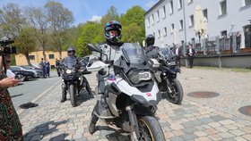 Prezident Petr Pavel přijel do Bavorska na motorce (19. 5. 2023).