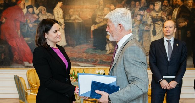 Lukašenkova kritička v Praze: S Lipavským otevřela kancelář, S Pavlem mluvila i o Ukrajině
